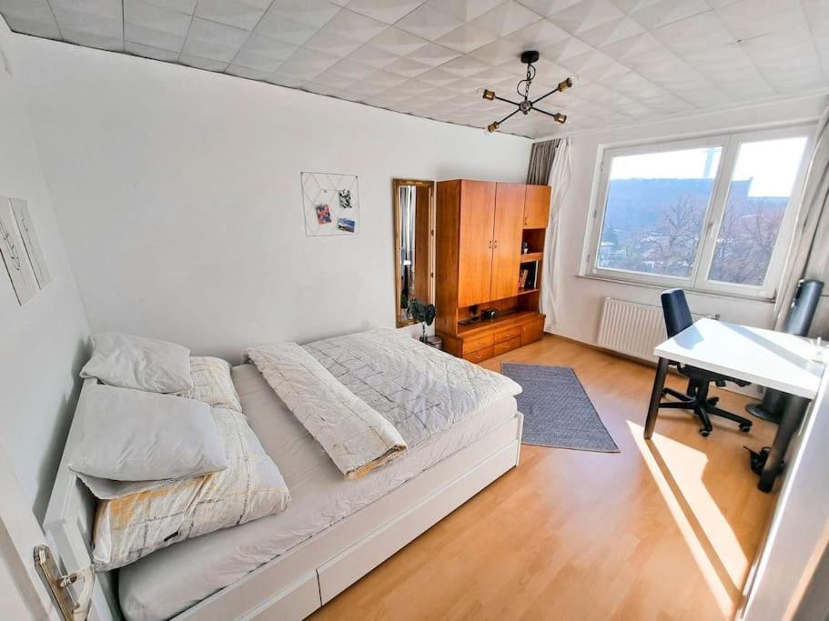 Best Rated Central Apartment Vienna - Ac, Wifi, 24H7Days Self Check-In, Board Games, Netflix Buitenkant foto